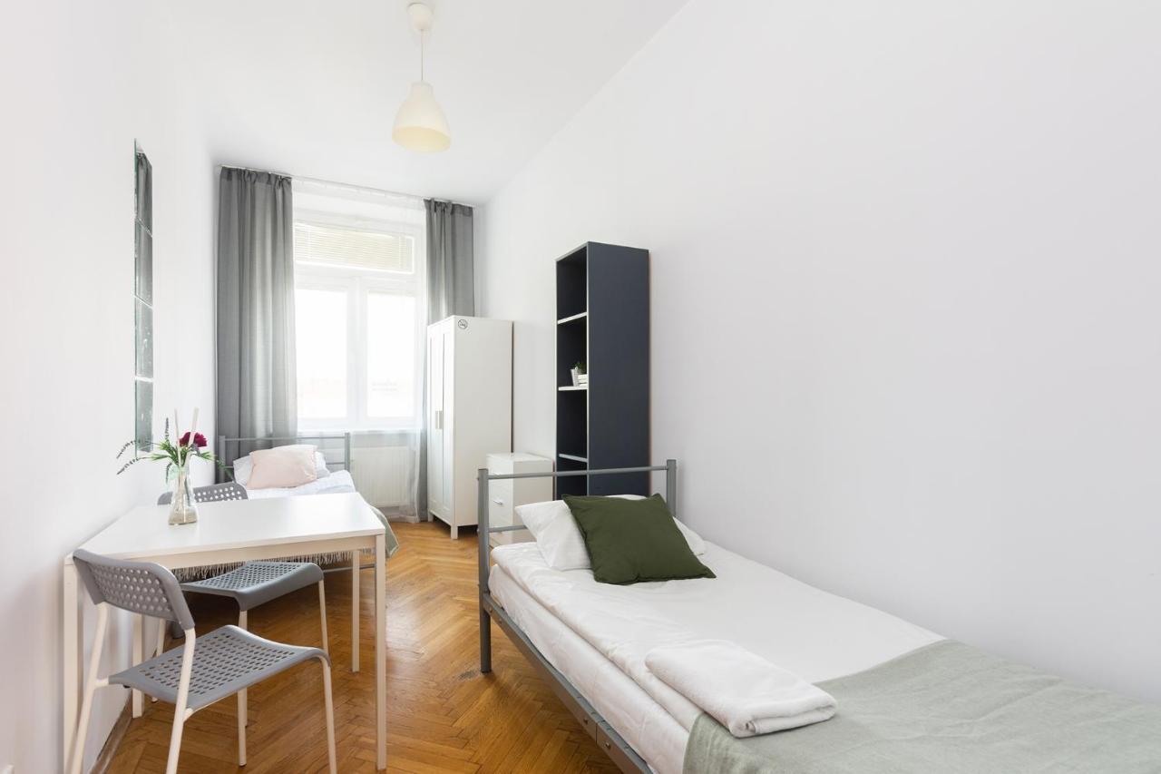 Rooms Nearto Main Square Краків Екстер'єр фото